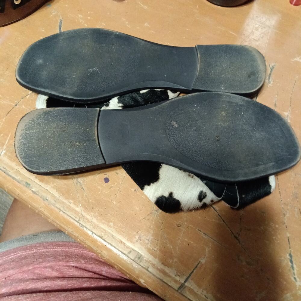 Seychelles Total Relaxation sandals in black and white cow print Sz. 8.5 - Picture 6 of 7
